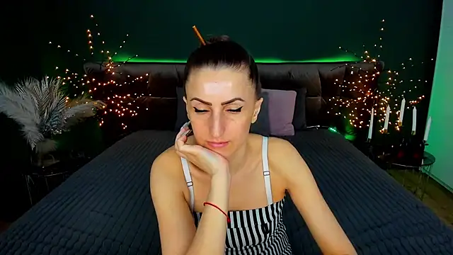 Rebecca_Diamond – Live XXX-chat