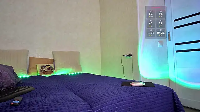 XXX chat uživo modela Roseaa