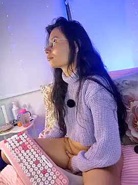 NayeCloud's Live XXX Chat