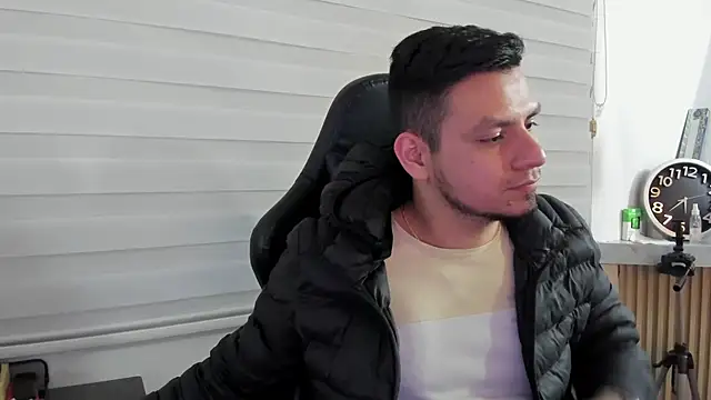 Rick_Adams 现场XXX聊天