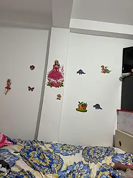 Chat +18 de LexiCriimson77 ao vivo