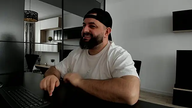 Chat +18 de DravenPeak ao vivo