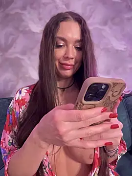 Emma_Catt Live XXX-Chat