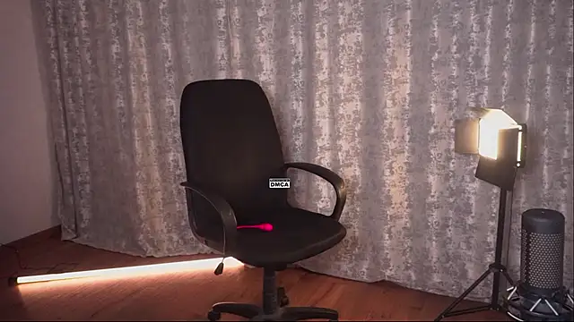 Hoot_owl_cb's Live XXX Chat