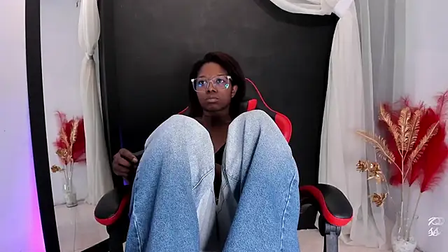 Chat +18 de nilosolem ao vivo