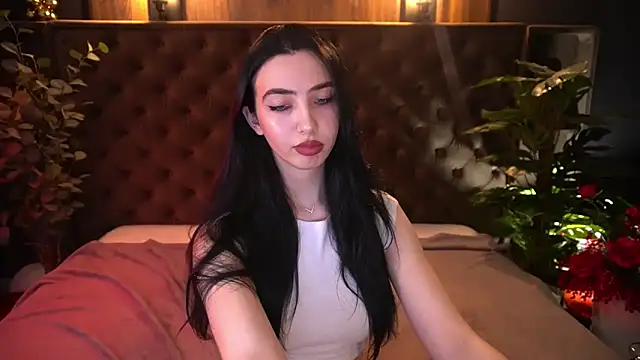 Chat +18 de WildKittenX_ ao vivo