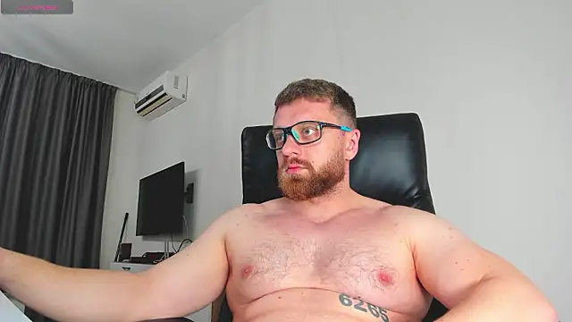Findom_guy Chat XXX in diretta