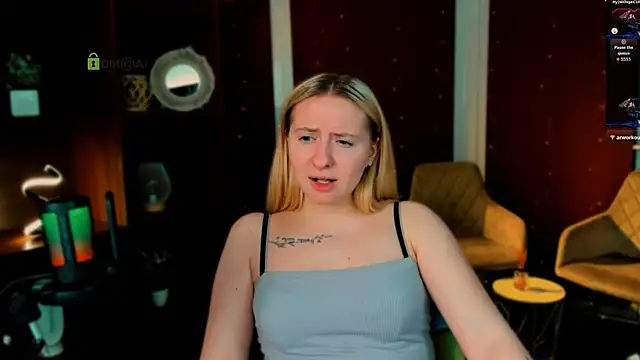 mila_glow1 即時 XXX 聊天