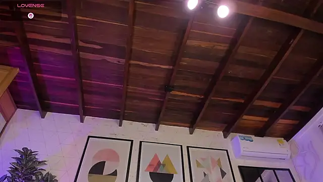 MiaKay1: онлайн-секс-чат