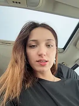 DollyTall লাইভ XXX চ্যাট