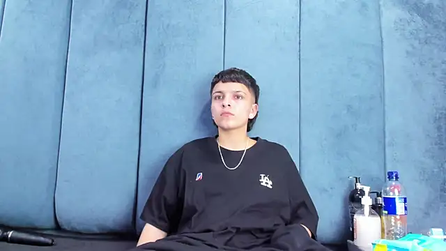 Megan_Thompson_'s Live XXX Chat