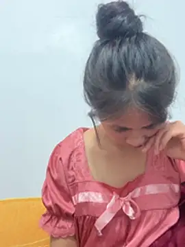 Him_MountainGirl live XXX chat