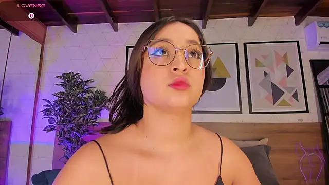 MiaKay1n Live XXX chat