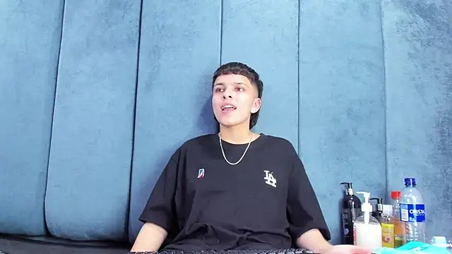 Megan_Thompson_ Live XXX-chat