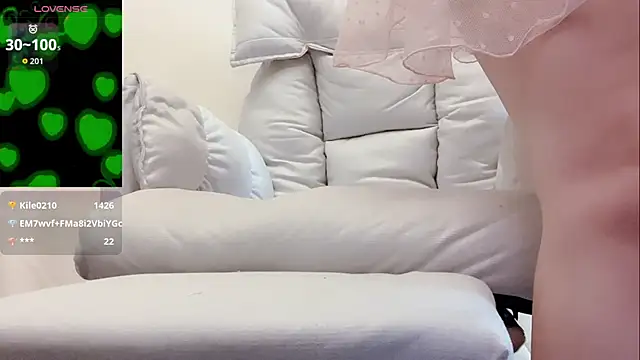 Tw_Zoella 即時 XXX 聊天