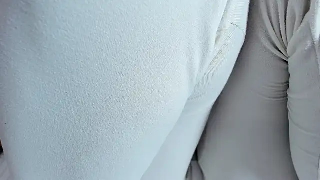 hannahill69 Adlı Modelin Canlı XXX Sohbeti