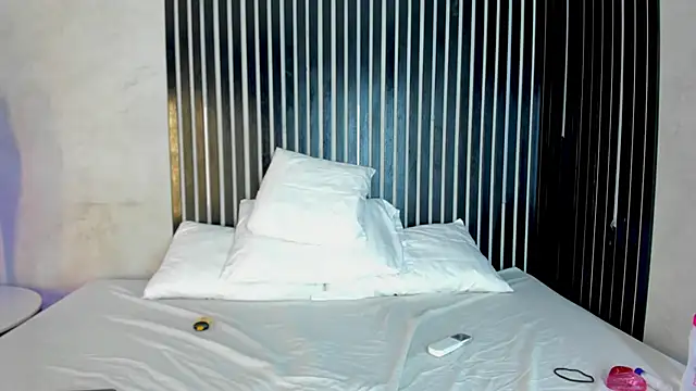 melodyphillips_2_'s Live XXX Chat