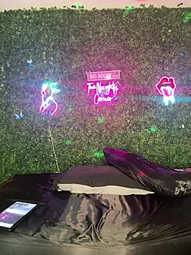 RenaThickAss Webcamshow