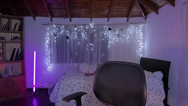 CuteRomi – webcam-show