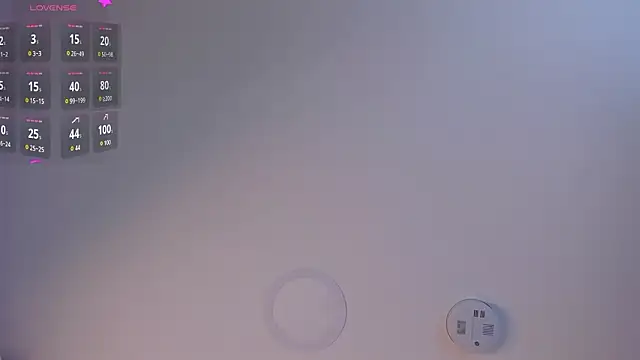 ariavelvet_ 在線直播表演