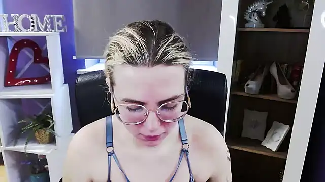 Zoey_Erotic Live XXX-Chat