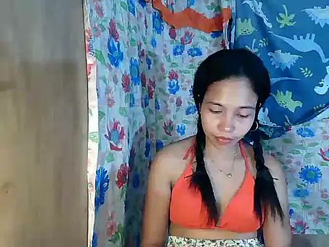 PinaySkinnyGirl 即時 XXX 聊天