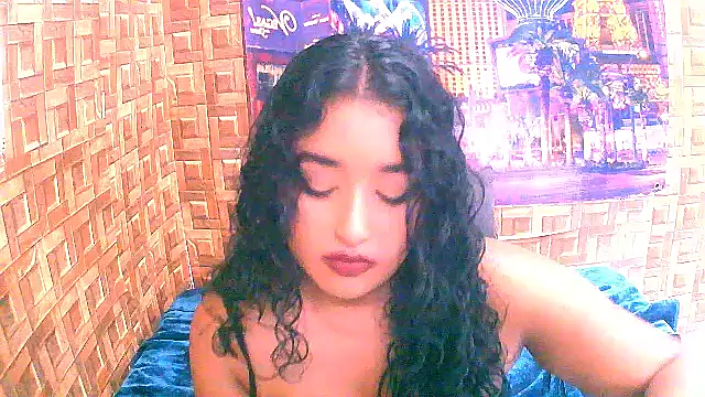 Chat +18 de IndianAngel4u ao vivo