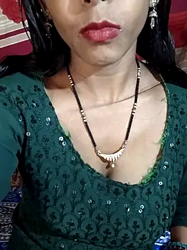 Itz_Aisha__ Adlı Modelin Canlı XXX Sohbeti