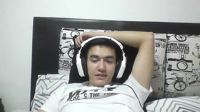 Estebitan_vm's Live XXX Chat