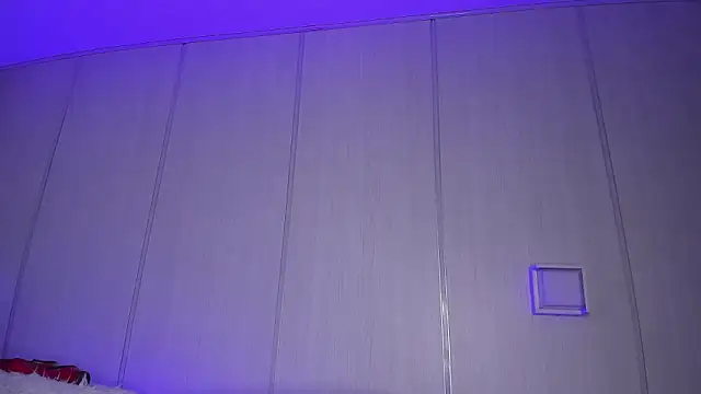 sasha_riverss' Webcam Show