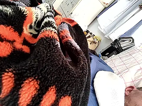 ClonicKaaba's Live XXX Chat