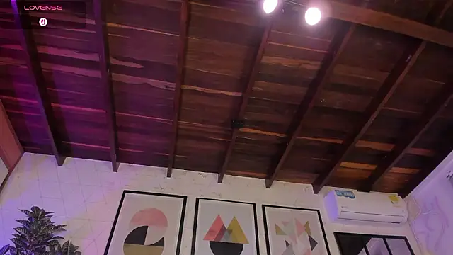 MiaKay1 Chat XXX live