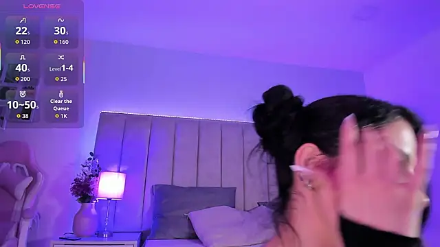 EllaaThorne 现场XXX聊天