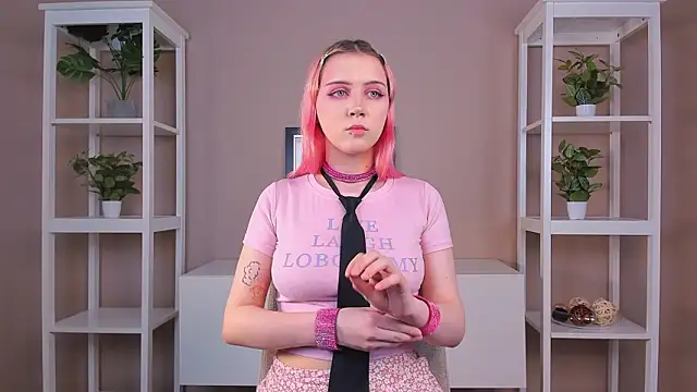 LinMagpurin Live XXX chat