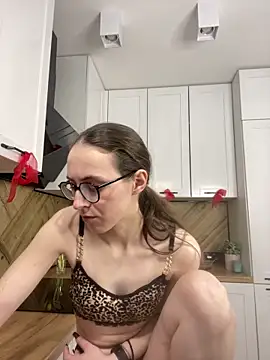 Czat XXX na żywo – MartiniiSelenna