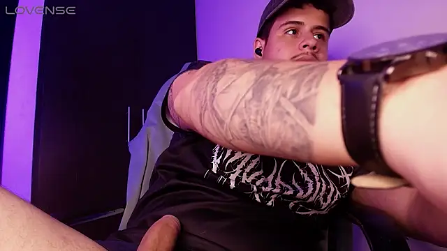 BjornSteel élő XXX-chatje