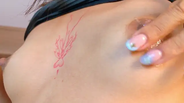 MeghanMureのウェブカメラショー