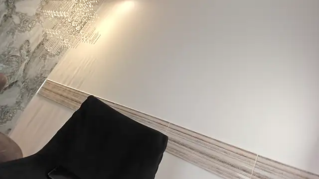 Show modela Sophi_Johnson na web-kameri