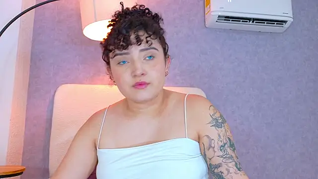 Tracielowe_w: απευθείας συνομιλία ΧΧΧ