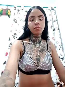 cristal__ks 即時 XXX 聊天