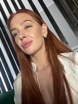 Chatroom XXX en direct de LittleFox___