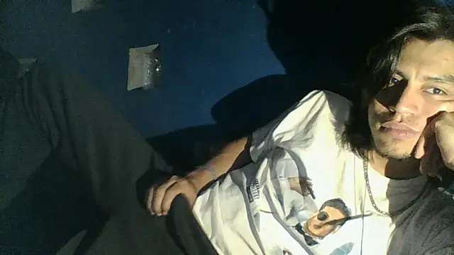 Živý XXX chat AlexAlejandro13