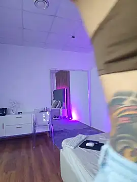 TiffanyMaze Live XXX-chat