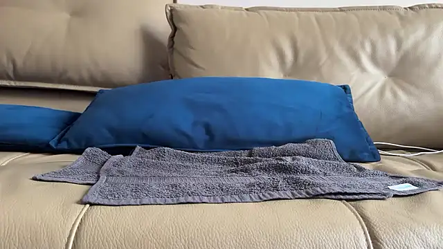 okaono20's Live XXX Chat