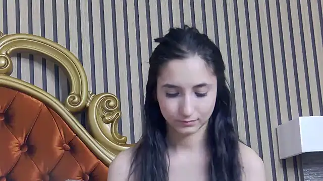 دردشة CarolinaBlair الجنسية المباشرة