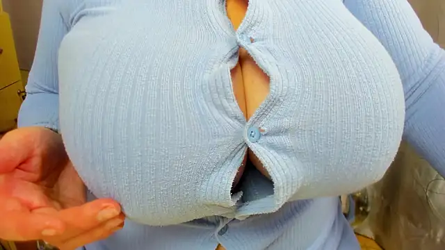 77Sambuca77's Live XXX Chat