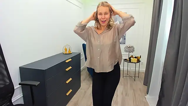 Sinty_Devis – Naživo XXX chat