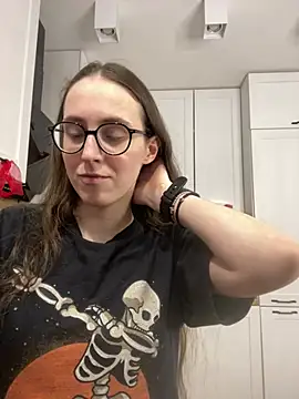 MartiniiSelenna Adlı Modelin Canlı XXX Sohbeti