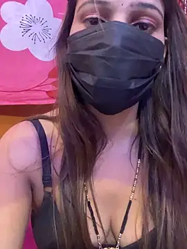 CUTI-NAINA's Live XXX Chat