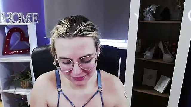 Živý XXX chat Zoey_Erotic